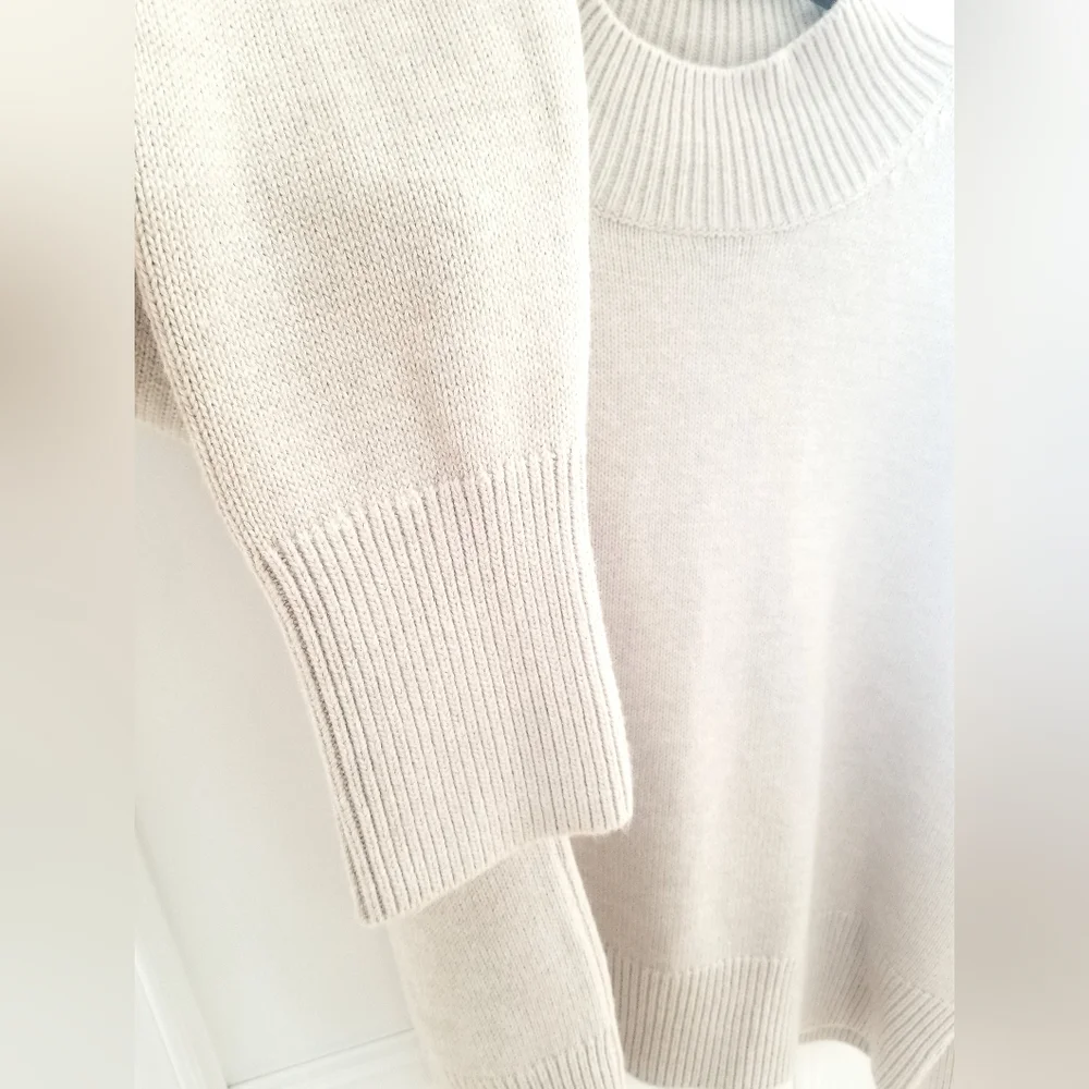 Evernew Mock Neck Sweater Sz L New Condition - Picture 2 of 6